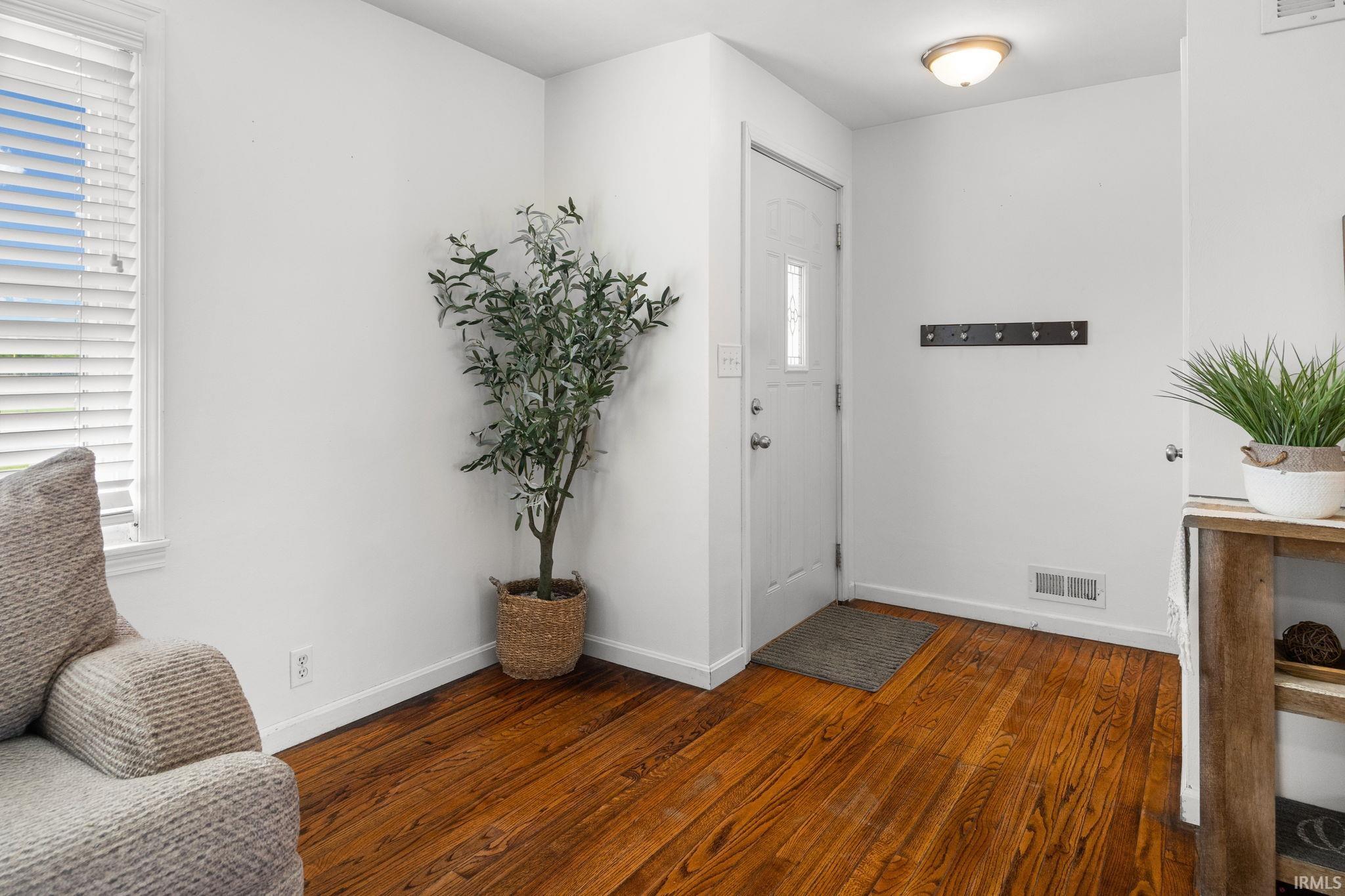 3742 Union Street Lafayette, IN 47905 - Photo 3 of 31