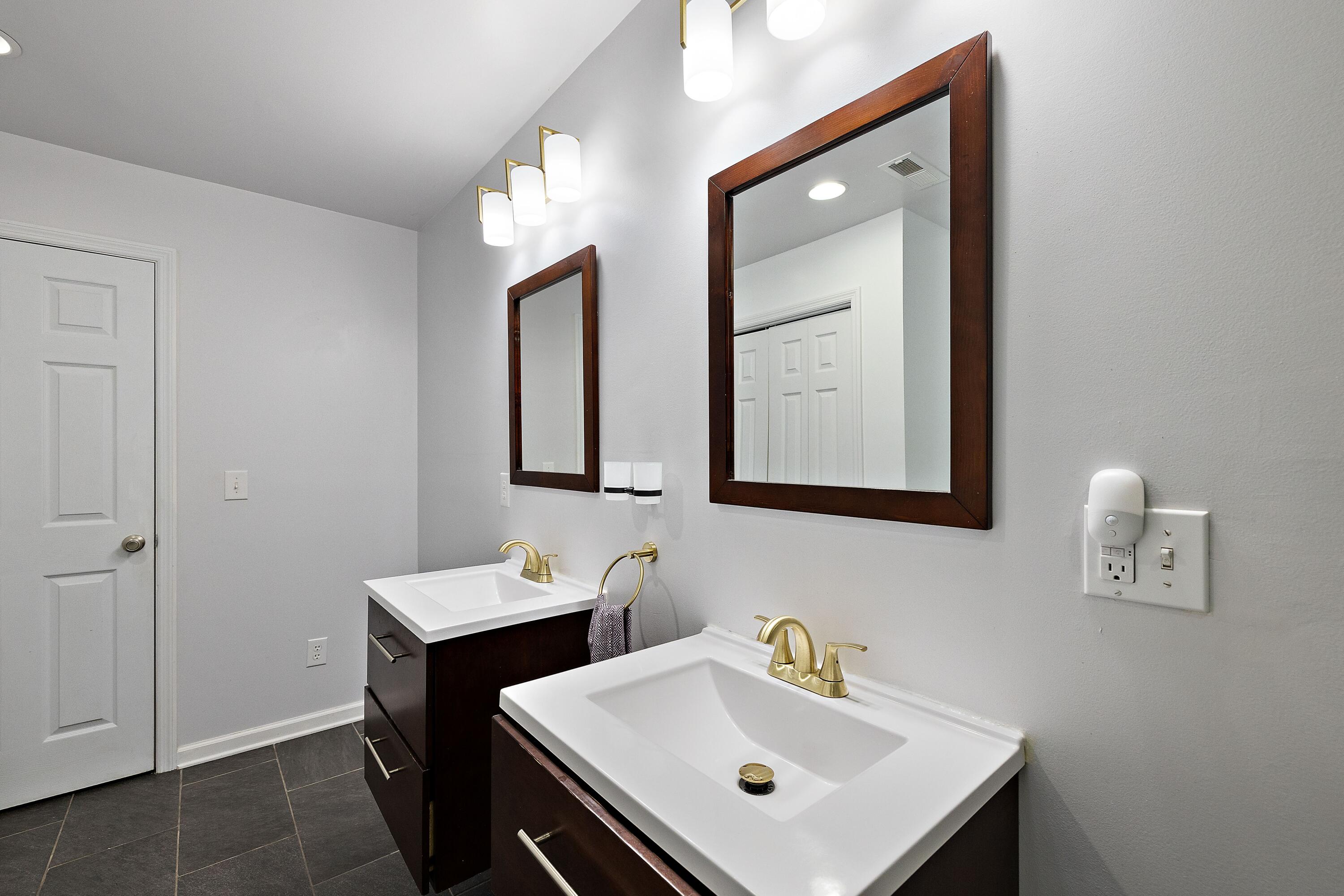 491 Mt Royall Drive Mount Pleasant, SC 29464 - Photo 9 of 14 BN0A4727