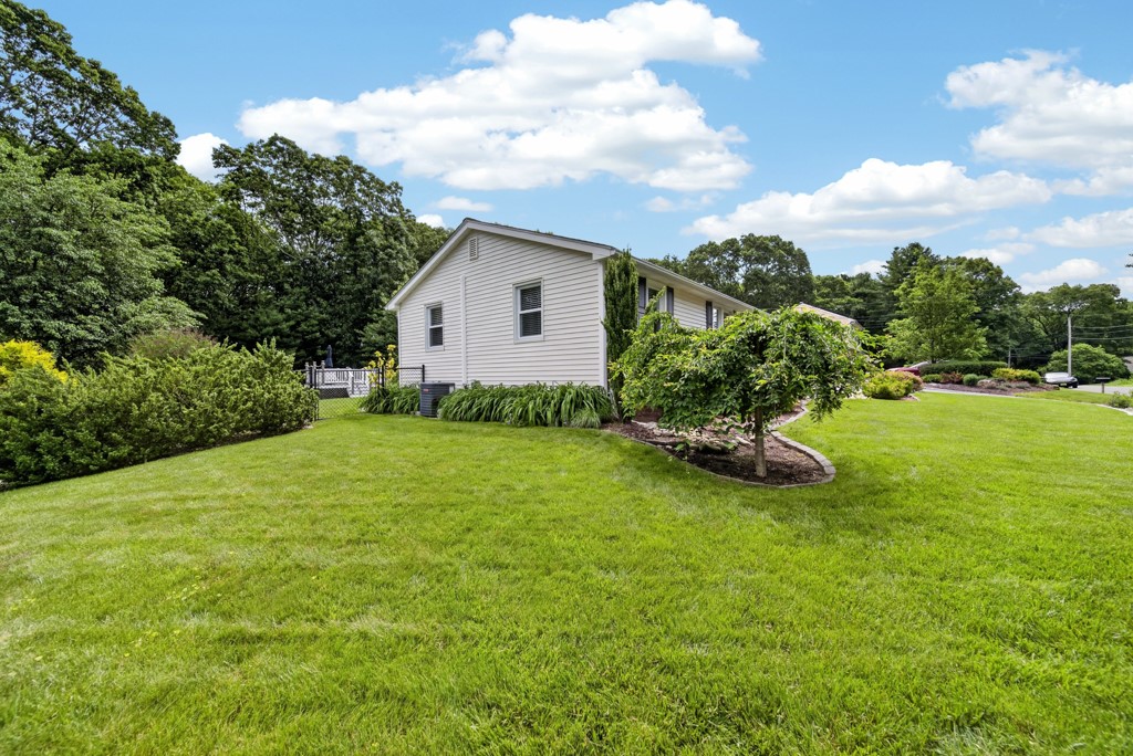 151 Signal Rock Road North Kingstown, RI 02852 - Photo 44 of 49 Gallery Image 44
