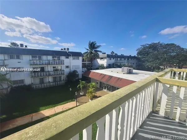 $1,470 | 15225 Northeast 6th Avenue, Unit B303, Miami, FL 33162