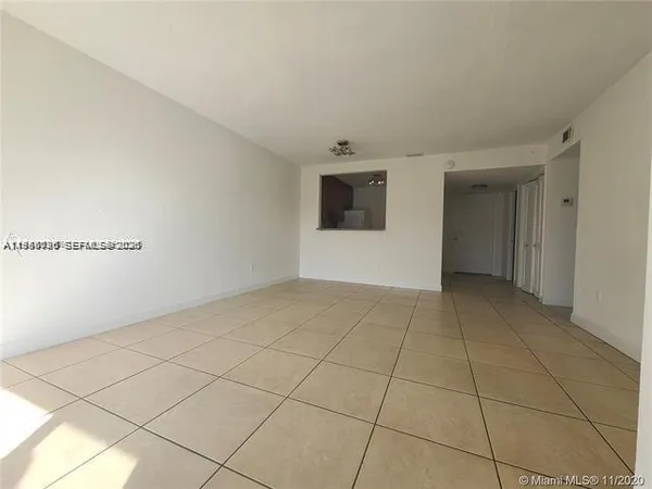 $1,470 | 15225 Northeast 6th Avenue, Unit B303, Miami, FL 33162