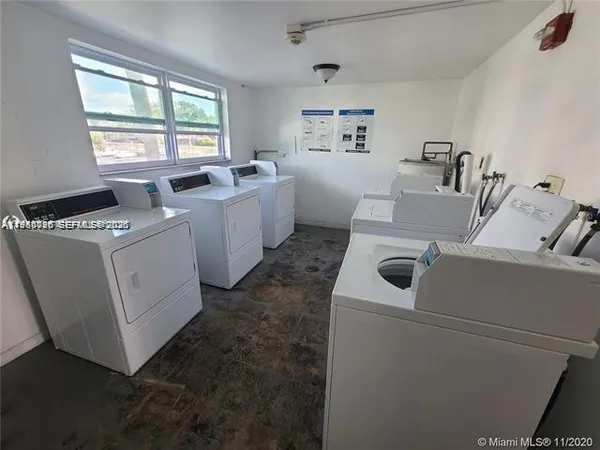 $1,470 | 15225 Northeast 6th Avenue, Unit B303, Miami, FL 33162