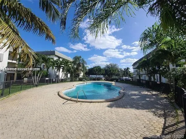 $1,470 | 15225 Northeast 6th Avenue, Unit B303, Miami, FL 33162