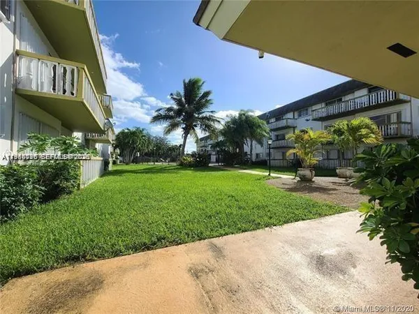 $1,470 | 15225 Northeast 6th Avenue, Unit B303, Miami, FL 33162