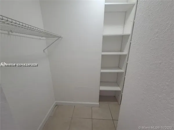 $1,470 | 15225 Northeast 6th Avenue, Unit B303, Miami, FL 33162