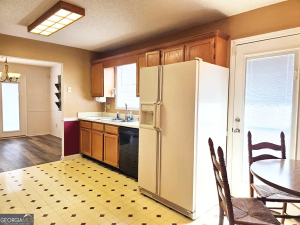 $374,900 | 1652 Highway 155 North, McDonough, GA 30252