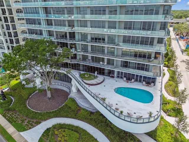 $20,000 | 3101 Bayshore Boulevard, Unit 1402, Tampa, FL 33629