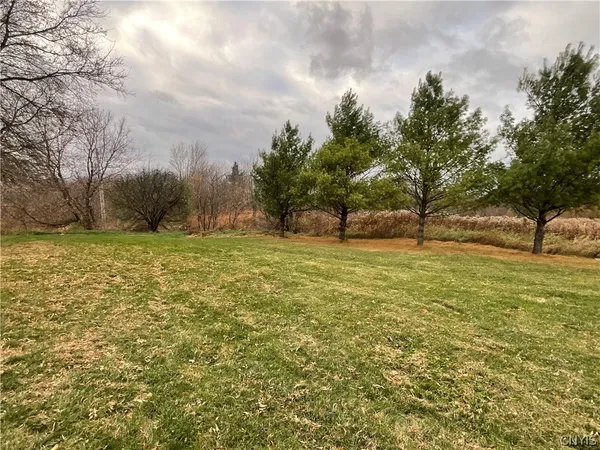 $1,750 | 32161 County Route 20, Philadelphia, NY 13673