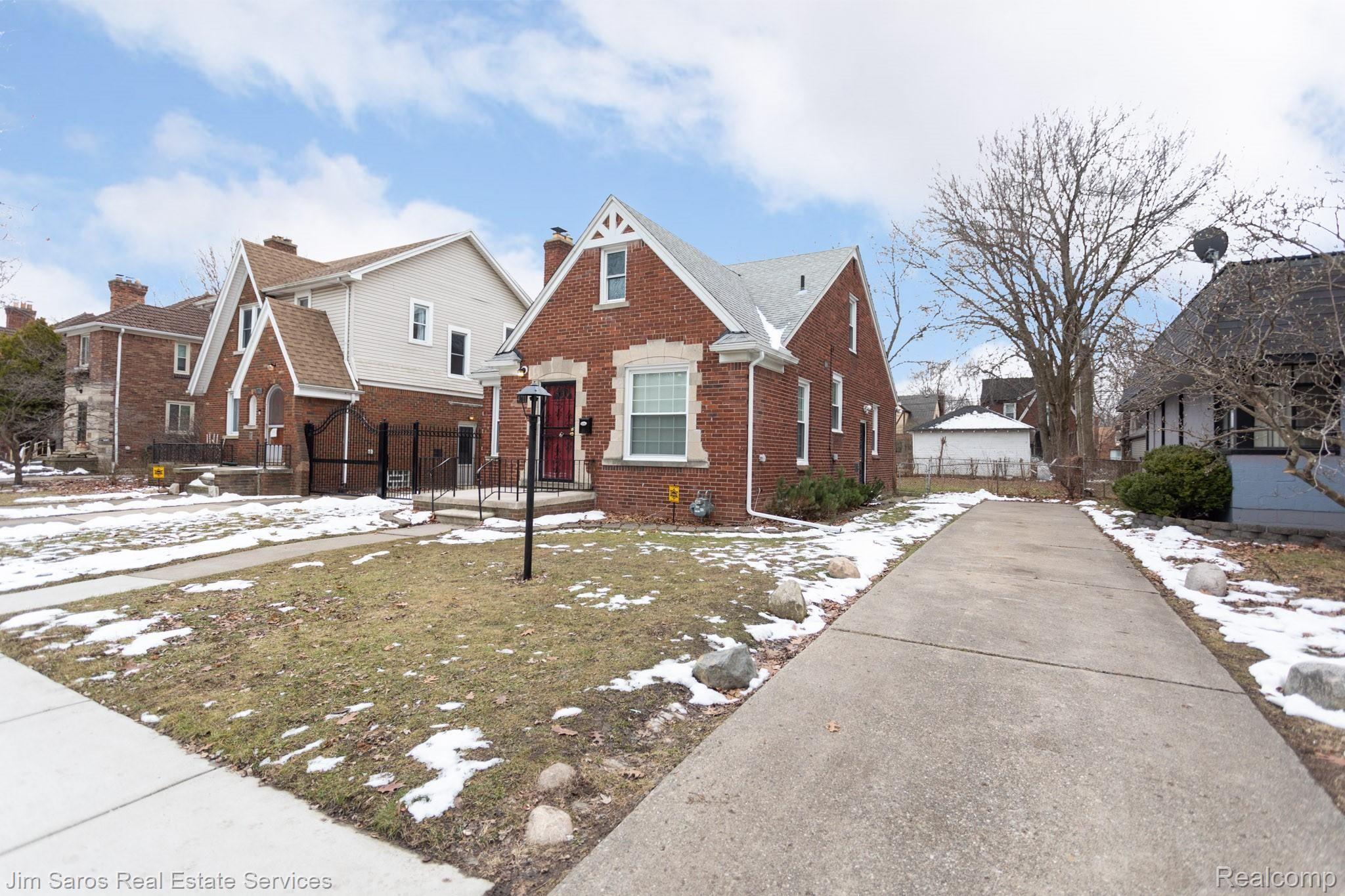 4711 Yorkshire Road Detroit, MI 48224 - Photo 2 of 18 2.jpg