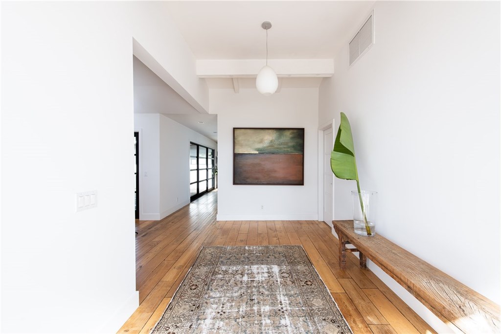 32561 Balearic Dana Point, CA 92629 - Photo 5 of 41 Beautiful and bright entryway.