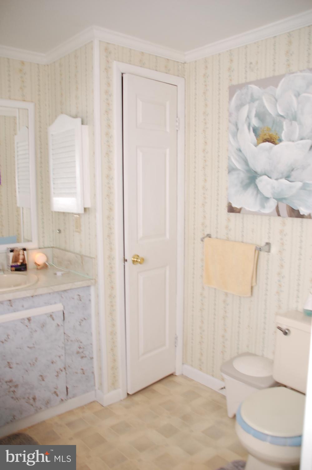 10505 Cedarville Road Brandywine, MD 20613 - Photo 35 of 36 Linen Closet