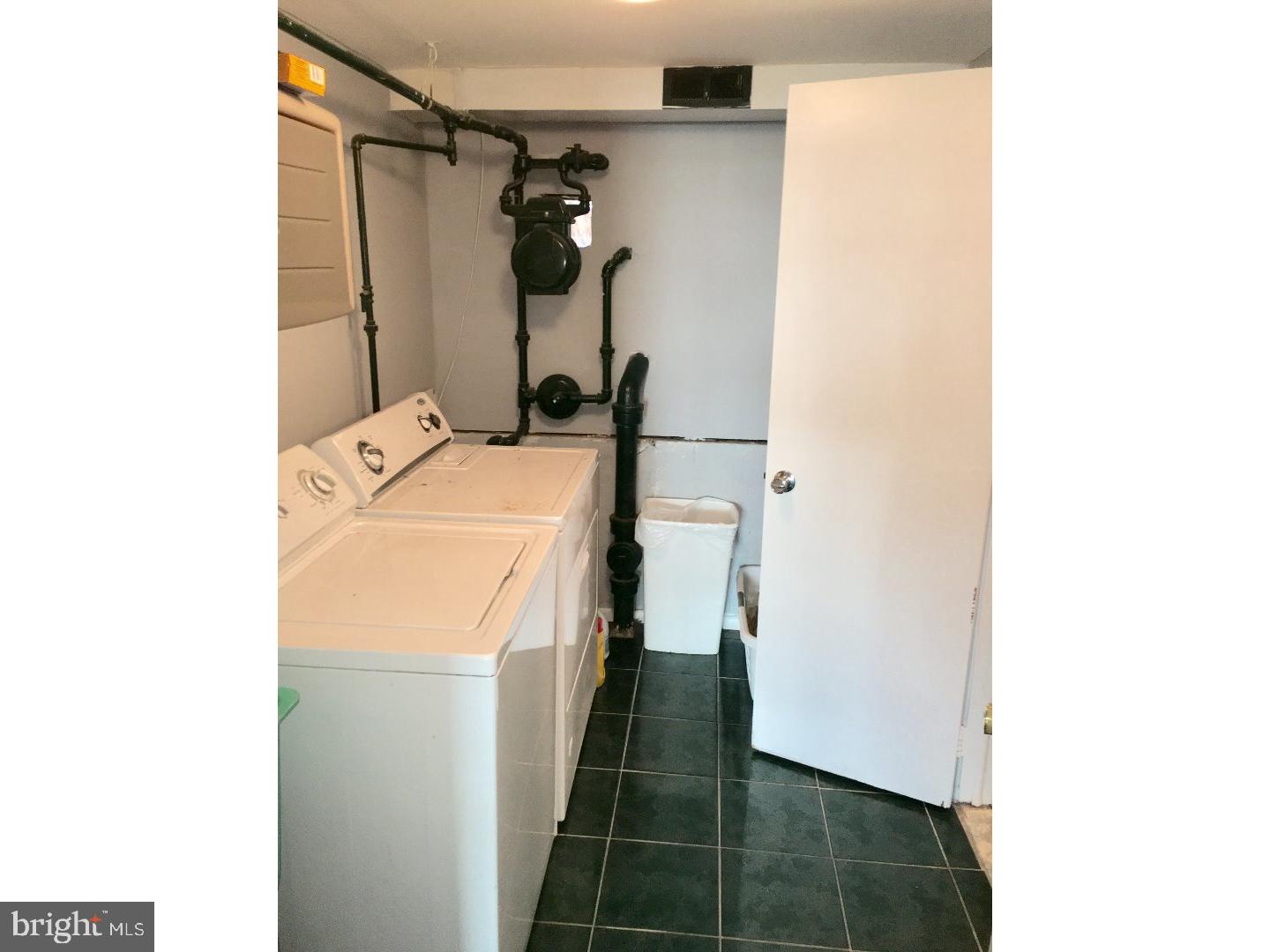 1857 Merlin Road Philadelphia, PA 19116 - Photo 4 of 22 Laundry Room