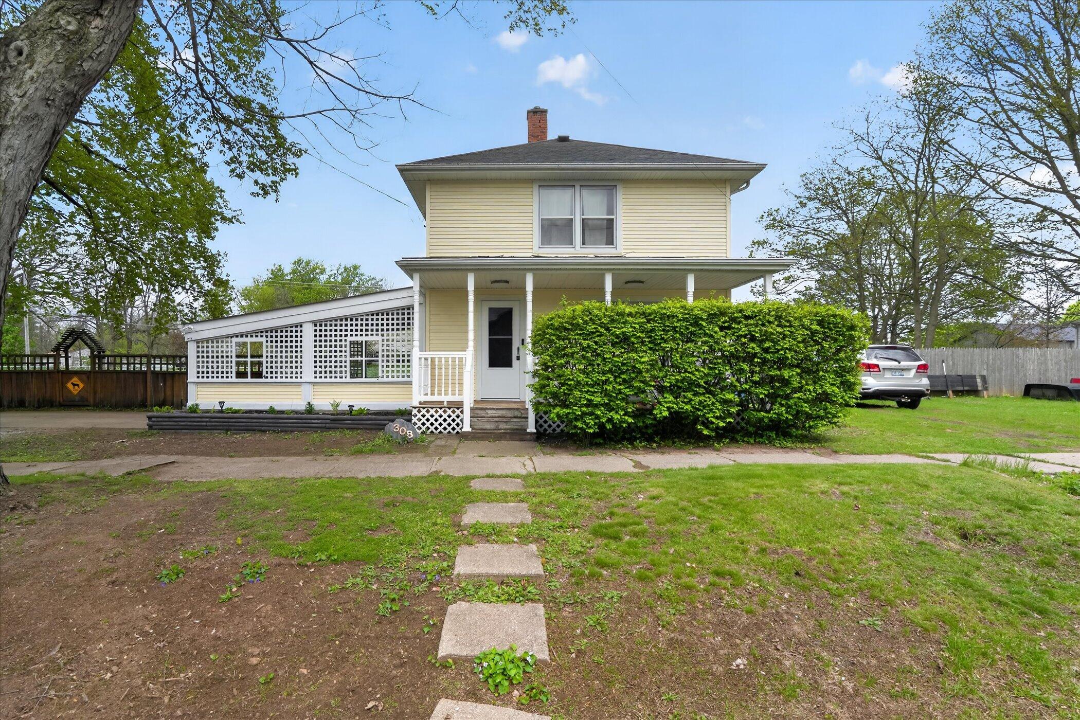 308 James Street Parma, MI 49269 - Photo 4 of 36 03-308-James-St-Parma-Windowstill
