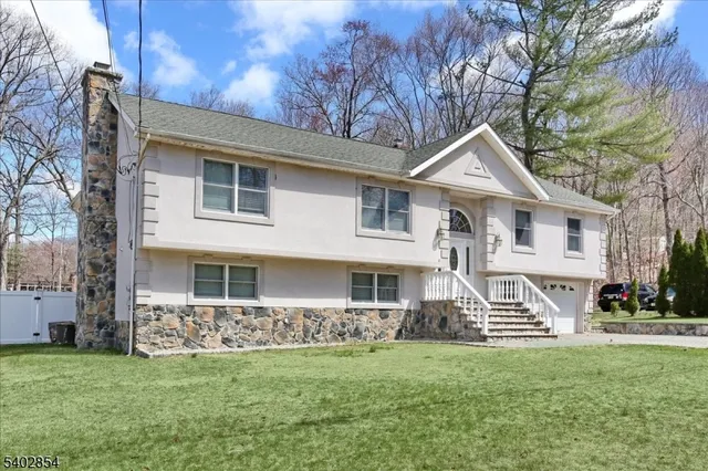 $669,900 | 50 Roger Court North, Ringwood, NJ 07456