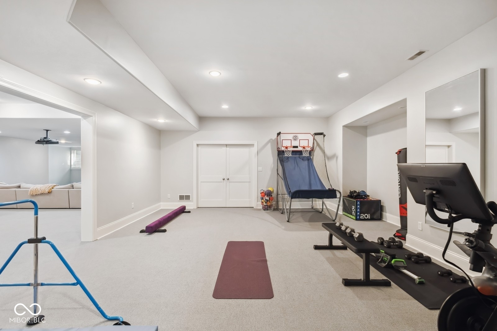 10735 Towne Road Carmel, IN 46032 - Photo 37 of 43