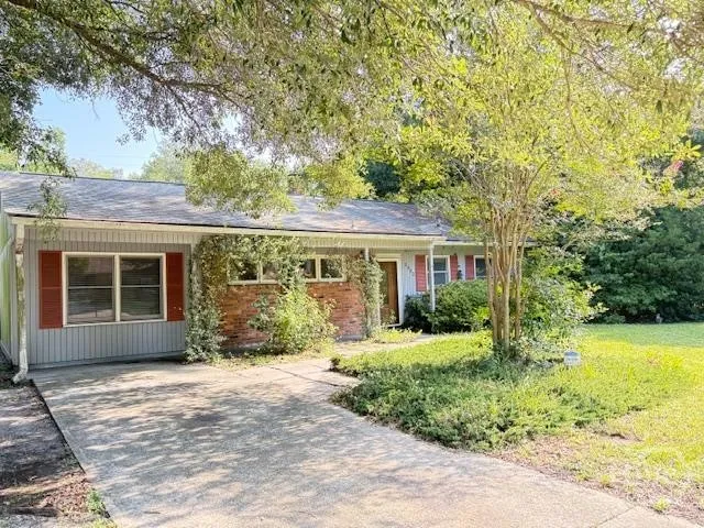 $258,000 | 2332 Walz Drive, Savannah, GA 31404