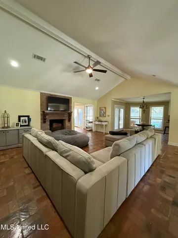 $275,000 | 1202 Heidenheim Street, Pascagoula, MS 39581