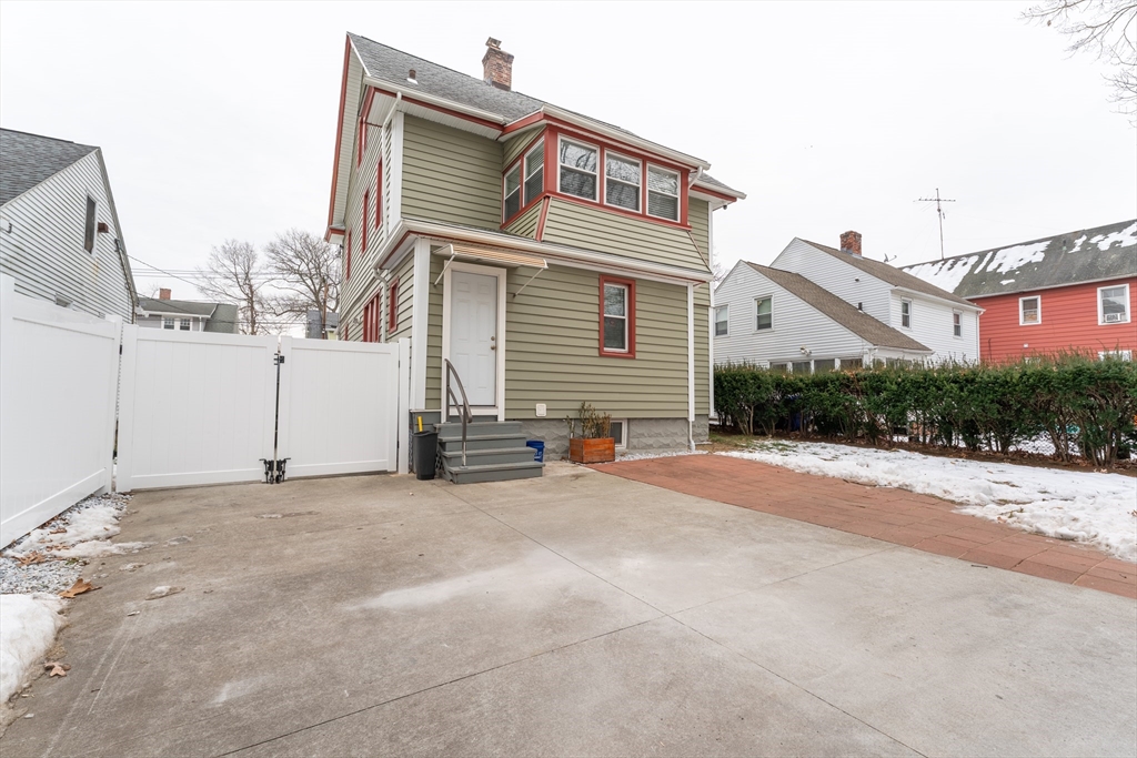 58 Appleton Street Springfield, MA 01108 - Photo 18 of 20