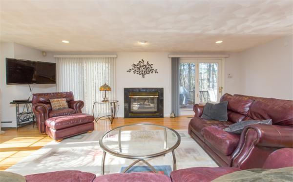 37 Beverlee Road Tyngsborough, MA 01879 - Photo 8 of 30 Gallery Image 8