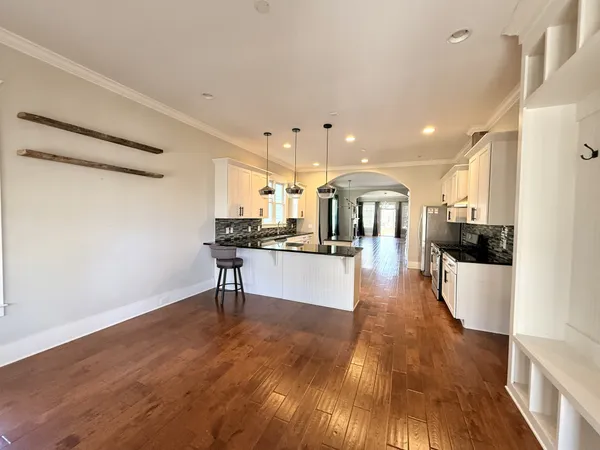 $5,500 | 2209 10th Avenue South, Unit A, Nashville, TN 37204