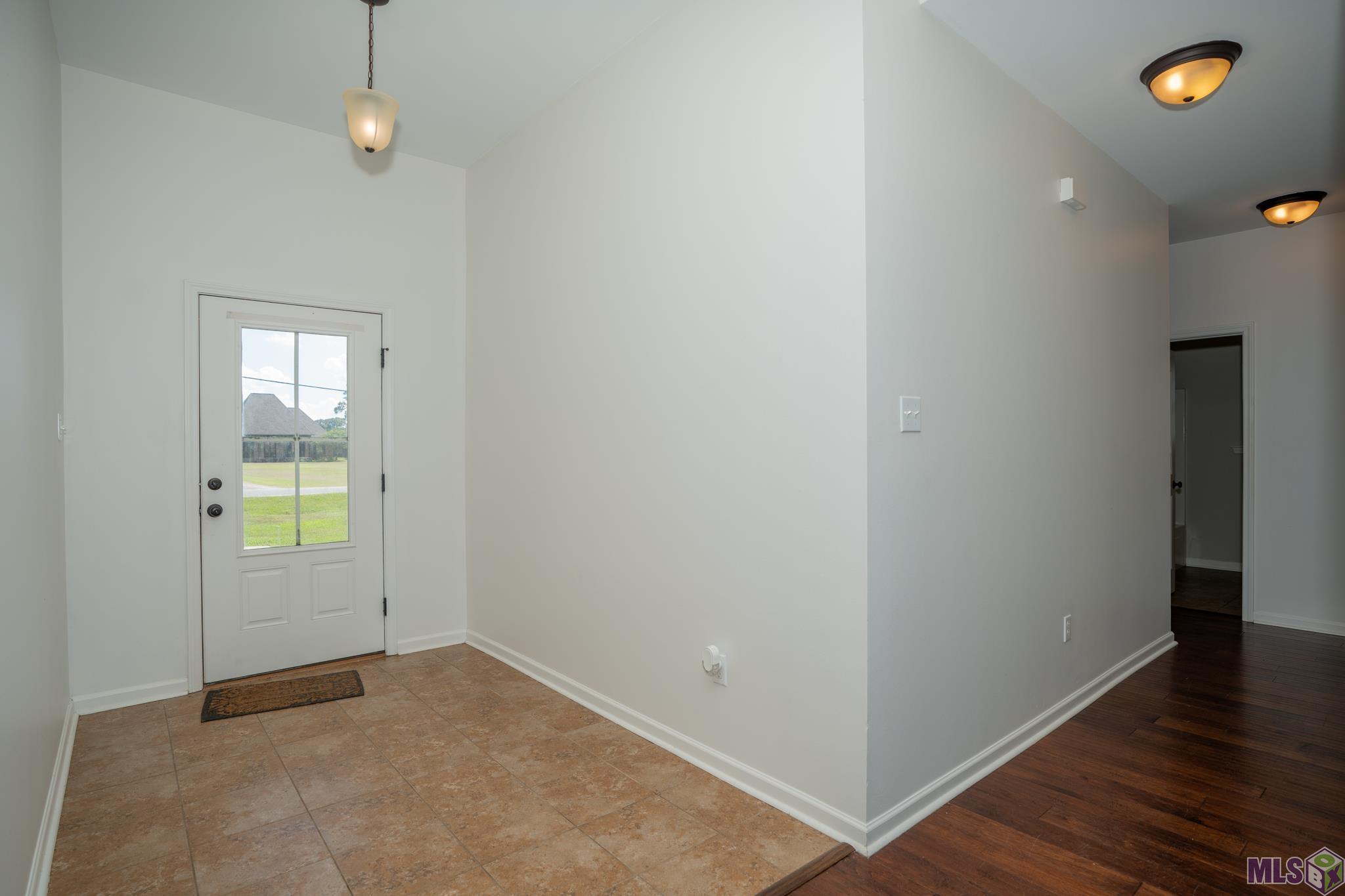 42308 Devall Road Prairieville, LA 70769 - Photo 3 of 48 Gallery Image 3