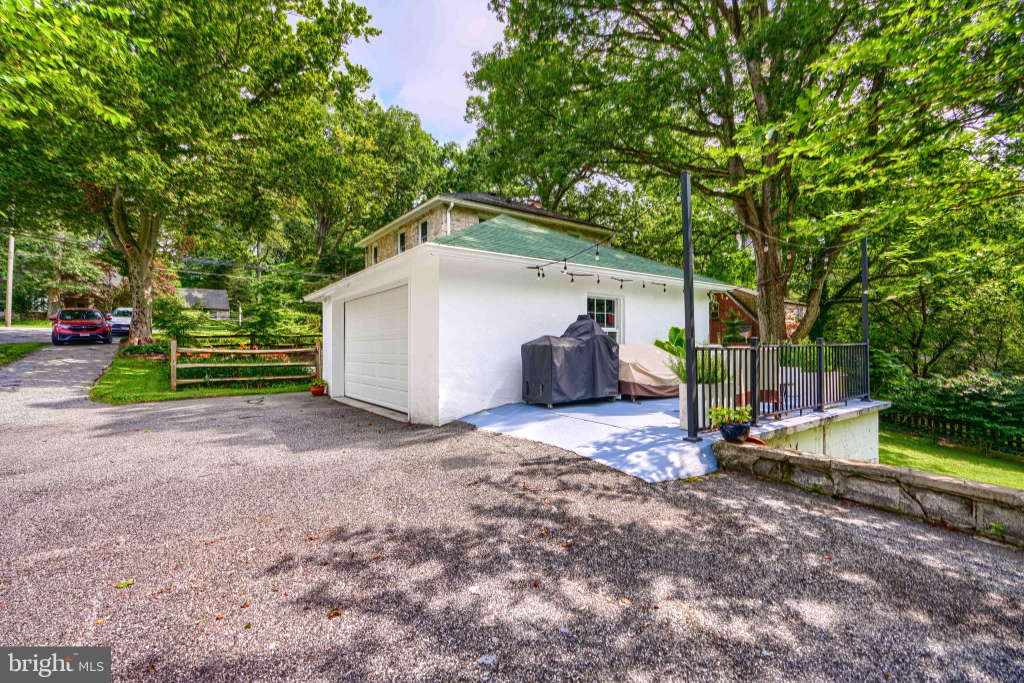 1310 Providence Road Baltimore, MD 21286 - Photo 29 of 31 a view of a backyard with a small cabin