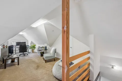 $615,000 | 105 Spring Mill Avenue, Conshohocken, PA 19428