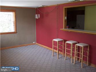 49 Cliff Road Levittown, PA 19057 - Photo 5 of 8 Family Room