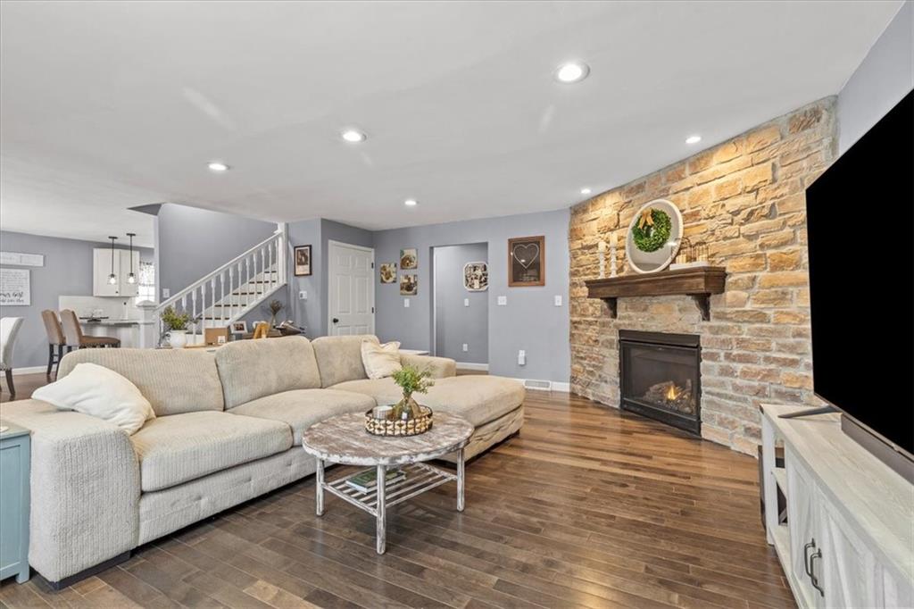 5260 Turner Road Gibsonia, PA 15044 - Photo 5 of 45 Gallery Image 5