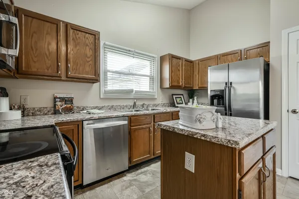 $299,900 | 8802 Saddle Court, Indianapolis, IN 46256