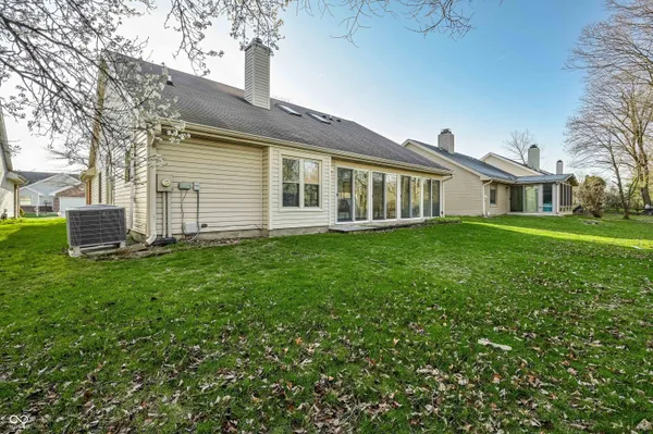 $299,900 | 8802 Saddle Court, Indianapolis, IN 46256