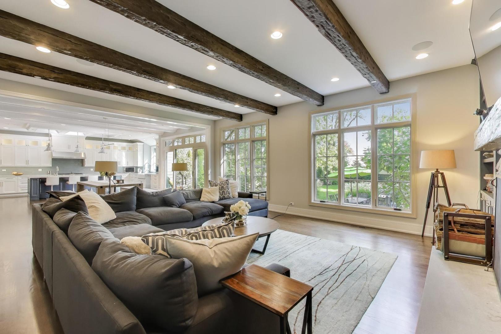 579 Greenwood Road Northbrook, IL 60062 - Photo 11 of 79