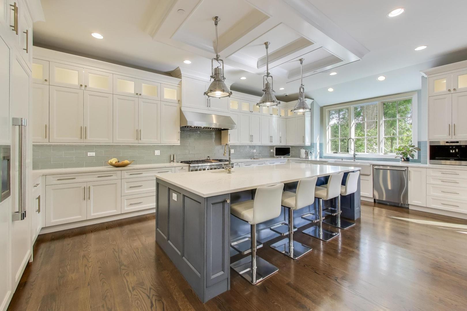 579 Greenwood Road Northbrook, IL 60062 - Photo 17 of 79