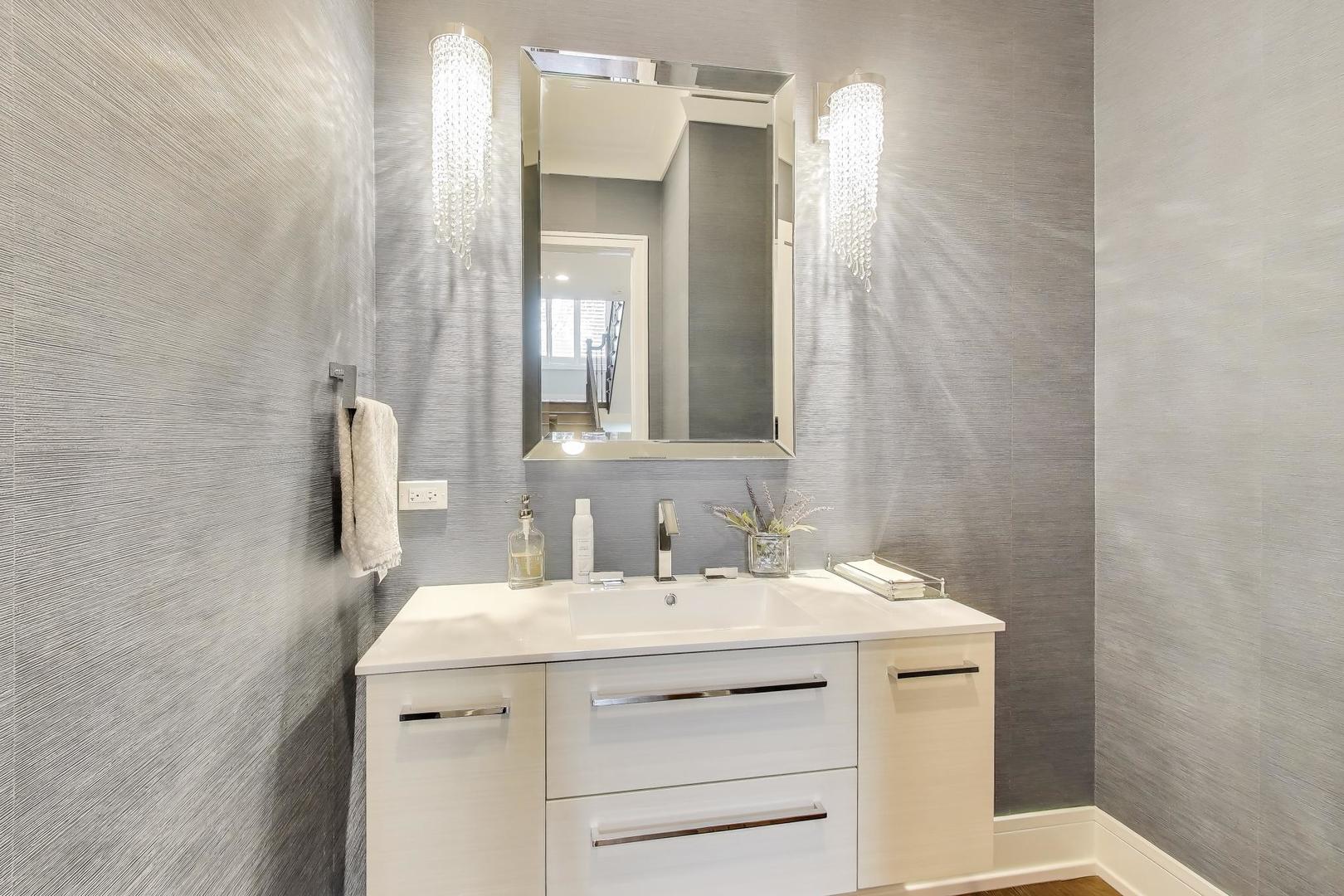 579 Greenwood Road Northbrook, IL 60062 - Photo 24 of 79