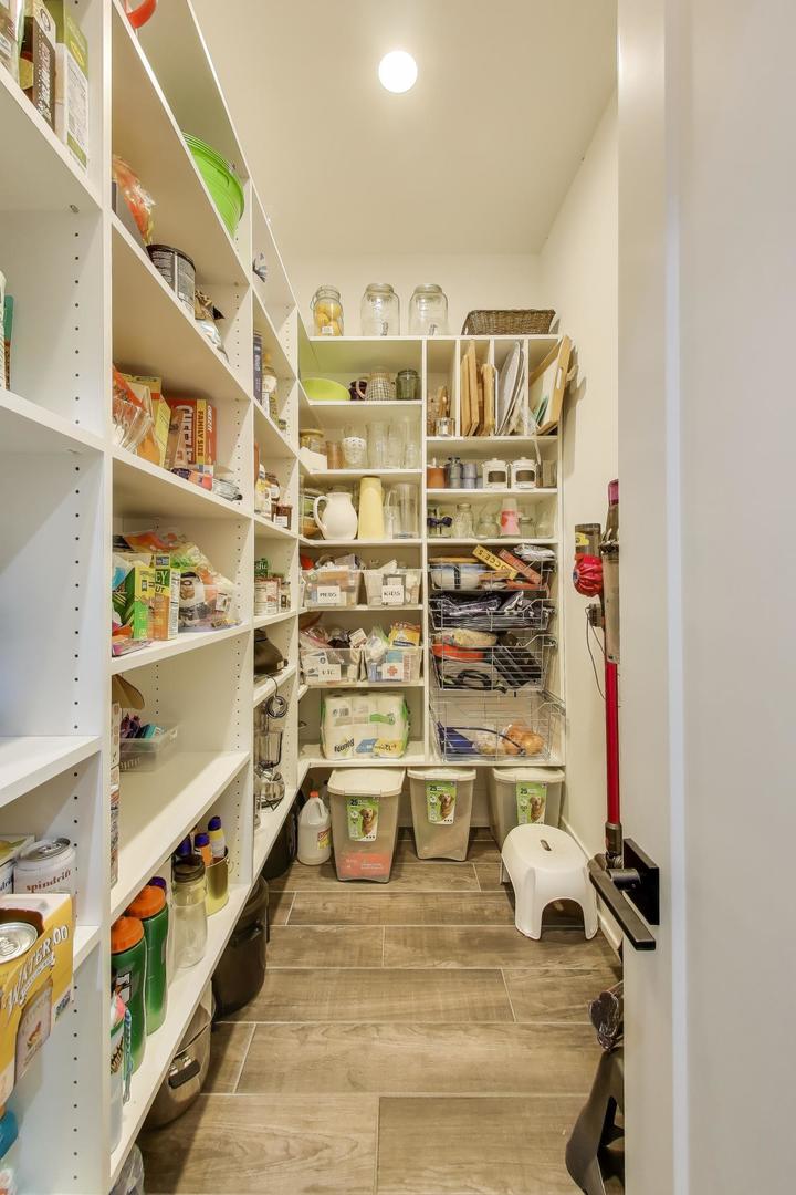 579 Greenwood Road Northbrook, IL 60062 - Photo 26 of 79