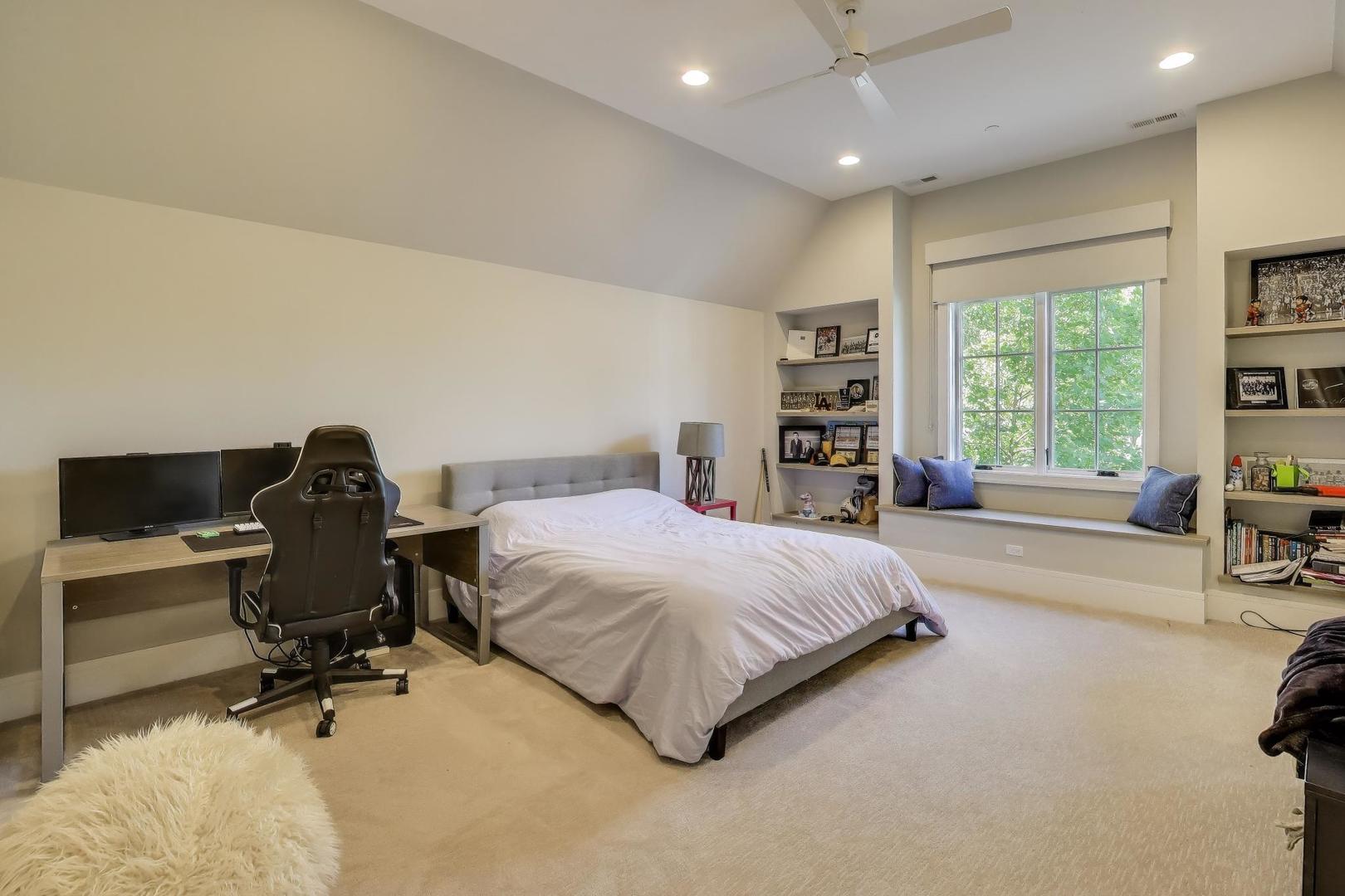 579 Greenwood Road Northbrook, IL 60062 - Photo 46 of 79