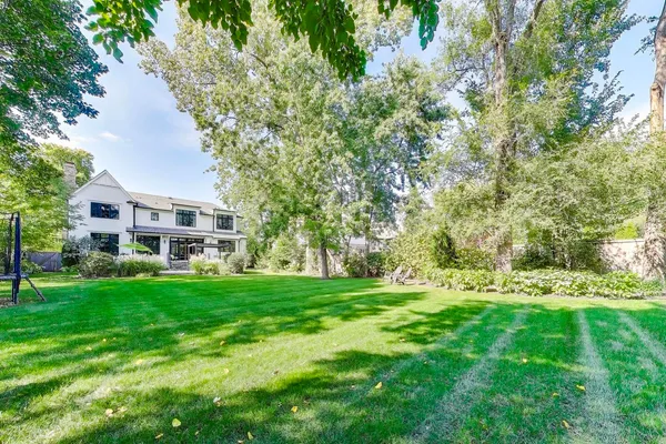 $2,650,000 | 579 Greenwood Road, Northbrook, IL 60062