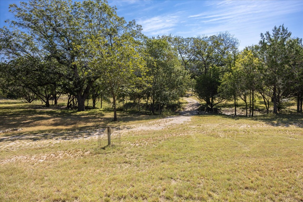 363 Elm Pass 2 Center Point, TX 78010 - Photo 6 of 60