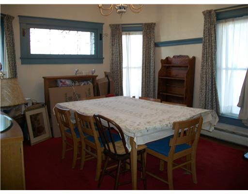 910 Burtner Road Natrona Heights, PA 15065 - Photo 4 of 13 Dining Room.