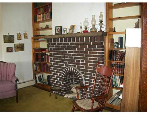 910 Burtner Road Natrona Heights, PA 15065 - Photo 9 of 13 Living Room.