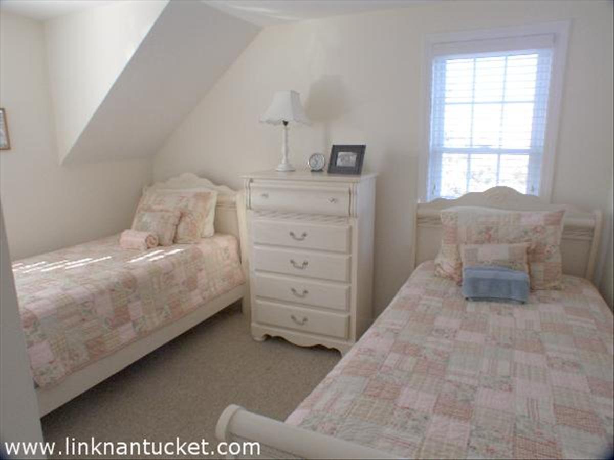 8 1st Way Nantucket, MA 02554 - Photo 10 of 16 Gallery Image 10