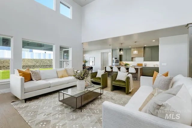 $1,104,962 | 6792 Saddle Bred Way, Star, ID 83669