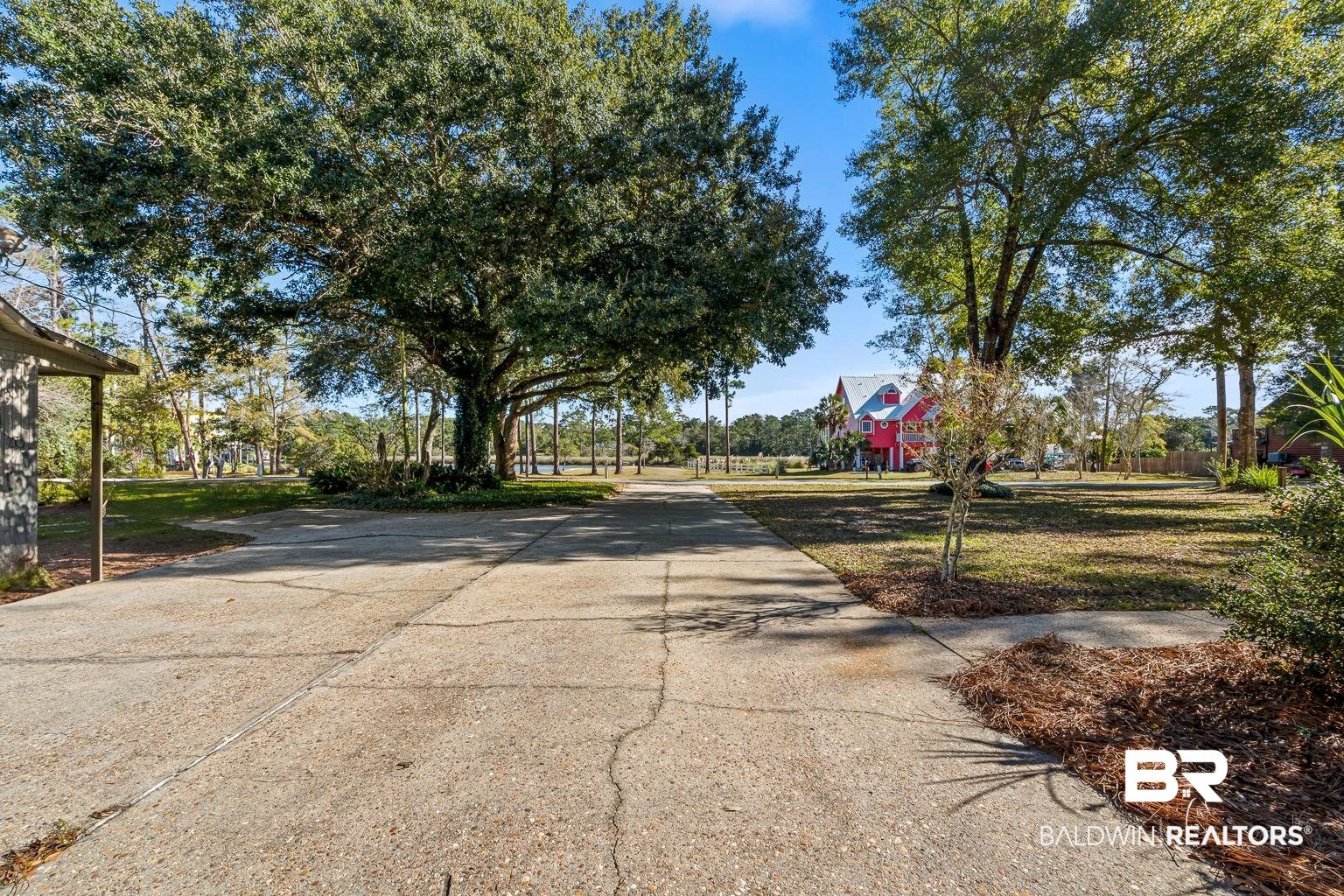 6801 Piney Woods Road Foley, AL 36535 - Photo 58 of 74 View of driveway