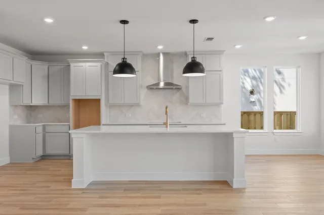 $719,899 | 109 Buckaroo Drive, Georgetown, TX 78633