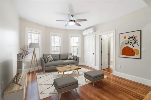 $3,200 | 511 Geneva Avenue, Unit 2, Boston, MA 02122