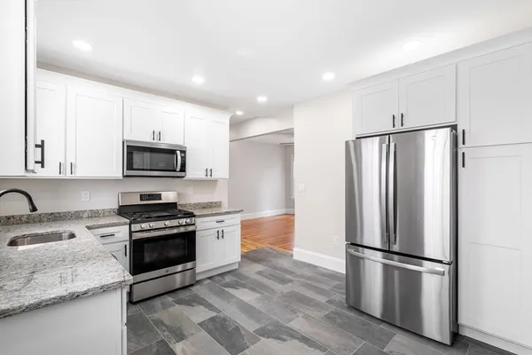 $3,200 | 511 Geneva Avenue, Unit 2, Boston, MA 02122