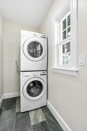 $3,200 | 511 Geneva Avenue, Unit 2, Boston, MA 02122