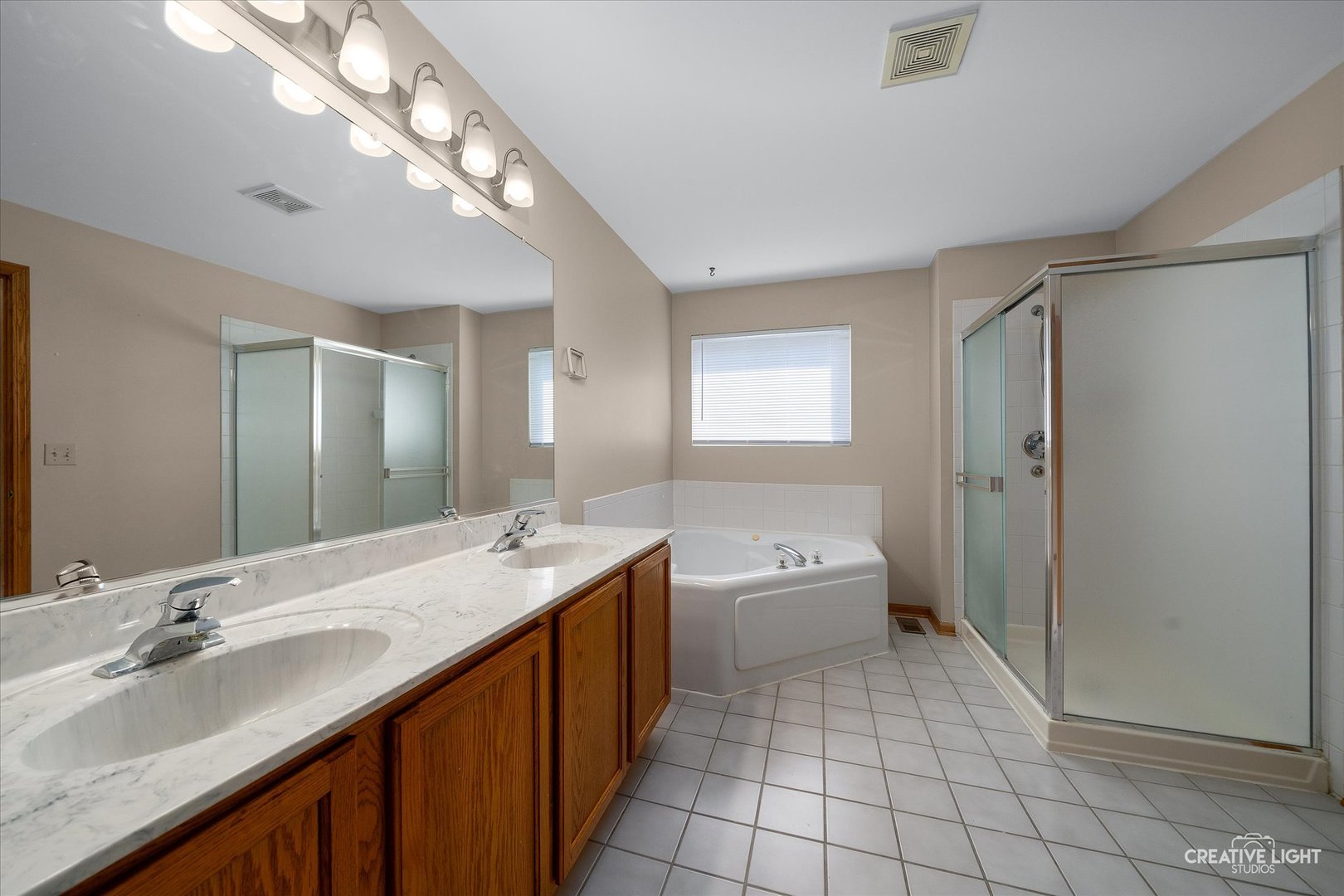 5304 Kingsbury Estates Drive Plainfield, IL 60586 - Photo 6 of 27