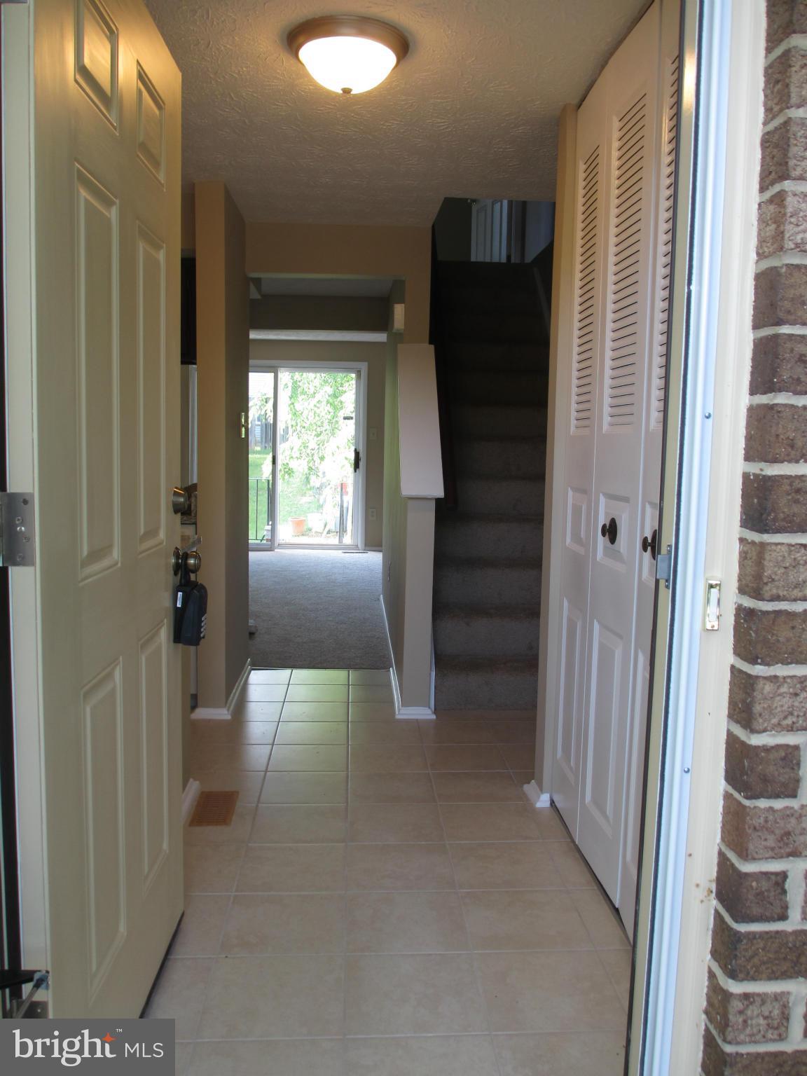 1452 Farmcrest Way Silver Spring, MD 20905 - Photo 2 of 30 Interior (General)
