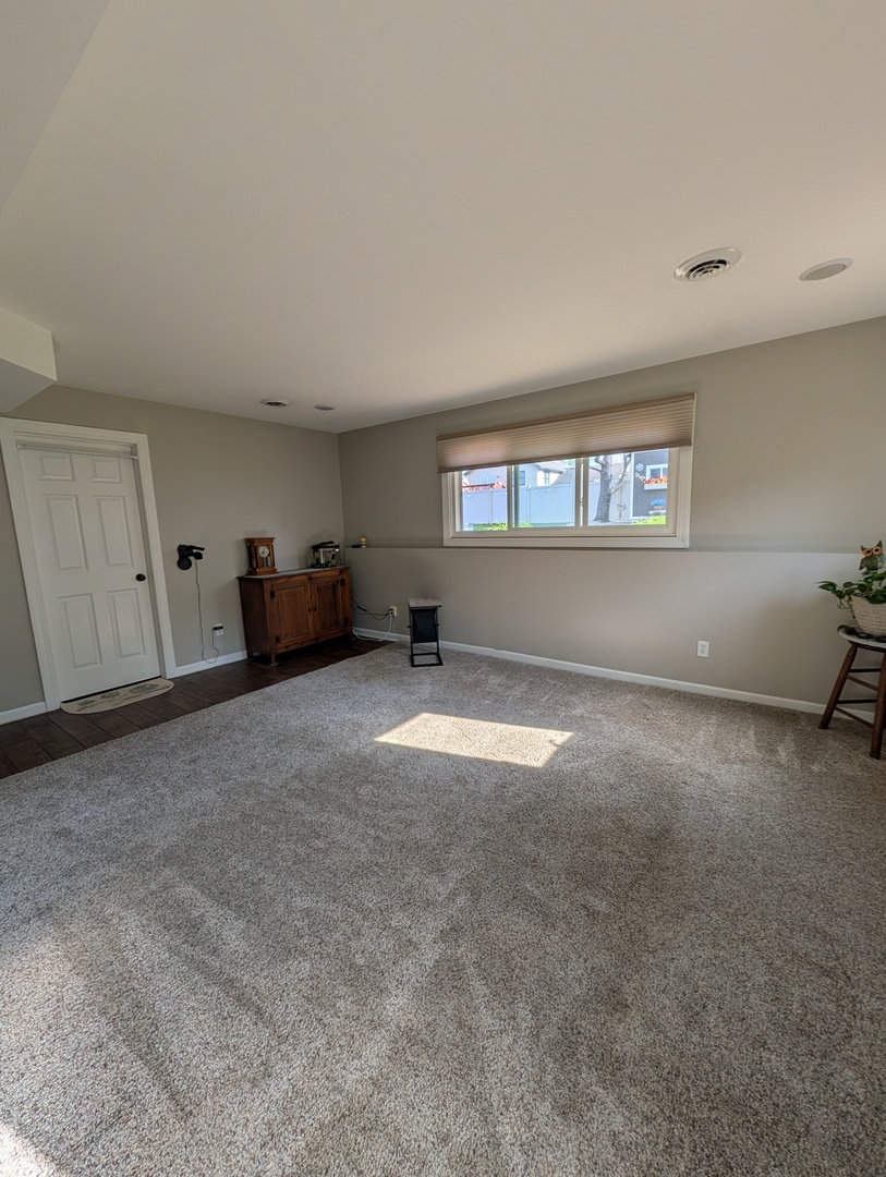 921 4h Road Ottawa, IL 61350 - Photo 17 of 28